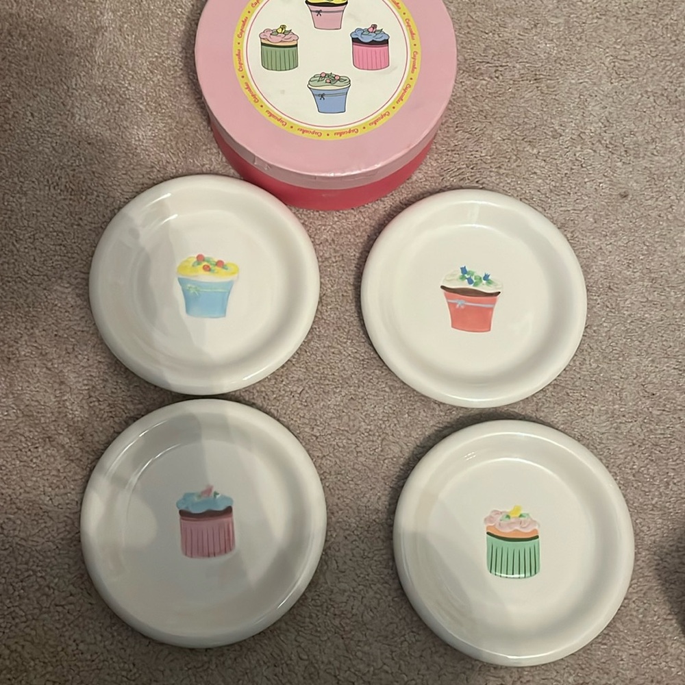 BIA Cordon Bleu Dessert Plates
NWT